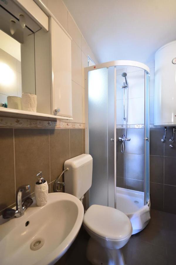 Room 4 Two Bol Exteriör bild